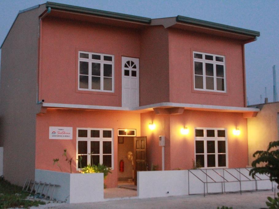 Seashine Maldives Guest House Экстерьер фото